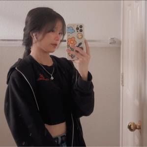 Meet your Posher, Kiều